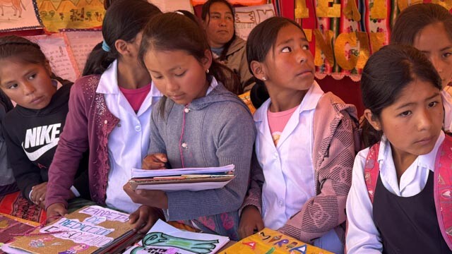 BOLIVIA_FERIA LIBRO.jpg